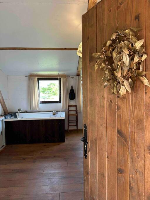 Cosy Cabane Boise Solaire, Balneo Bath Et Toilette Seche A La Ferme Мимизан-Плаж Экстерьер фото