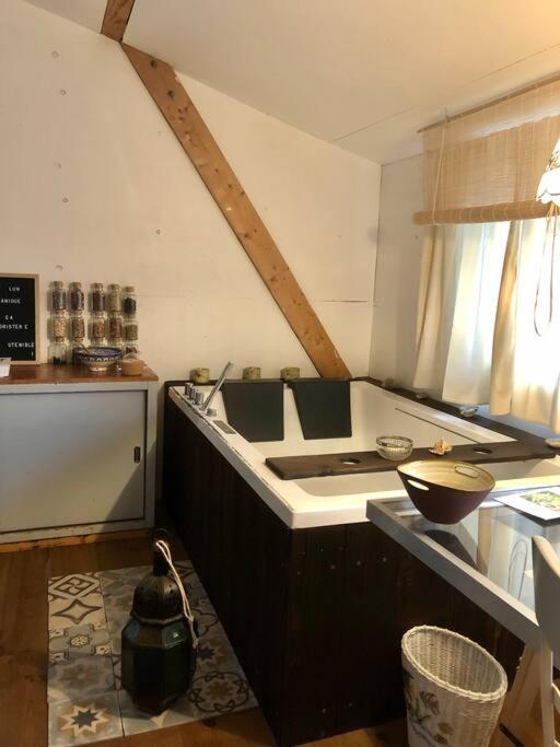Cosy Cabane Boise Solaire, Balneo Bath Et Toilette Seche A La Ferme Мимизан-Плаж Экстерьер фото